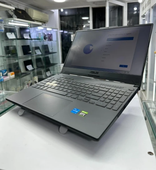 ASUS TUF GAMING FX507Z / i5-12TH / RTX3050 / 15GB RAM / 512 SSD