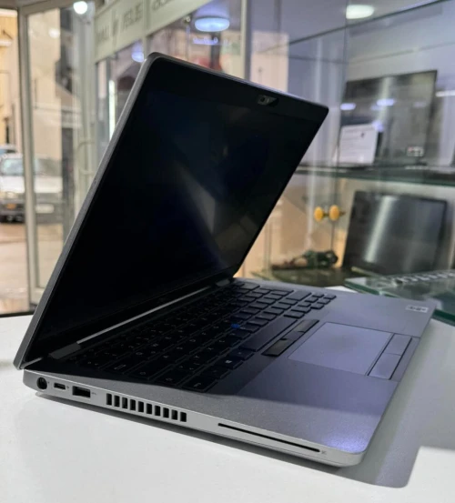 PC LAPTOP DELL LATITUDE 5410