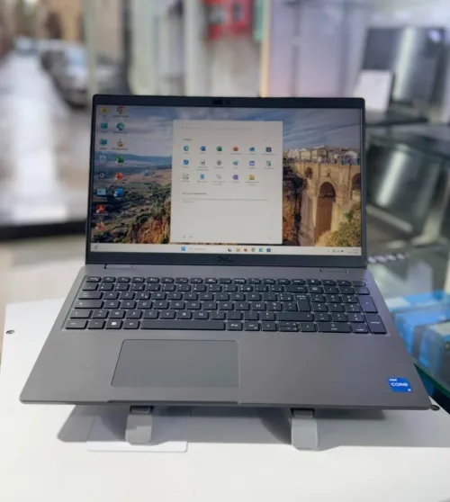 PC LAPTOP DELL LATITUDE 3540 sous emballage