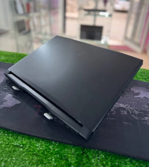 MSI Katana GF66 11UG /  I7-11800H /  RTX 3070 DDR6 ( 8GB) / 16GB ram
