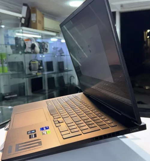 LAPTOP GAMING HP OMEN 16 / I9-13HX / RTX 4060