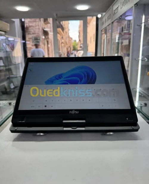 LAPTOP 2IN1 FUJITSU LIFEBOOK T939 TACTILE 