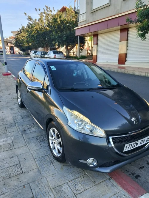 Peugeot 208 2014 Active