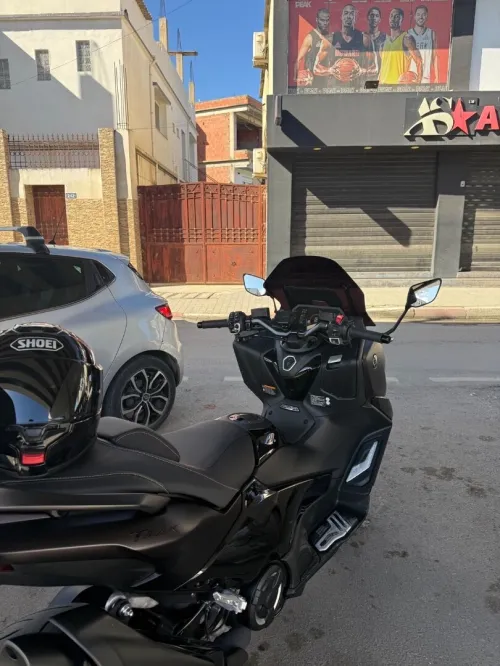 Yamaha Tmax 563 2025