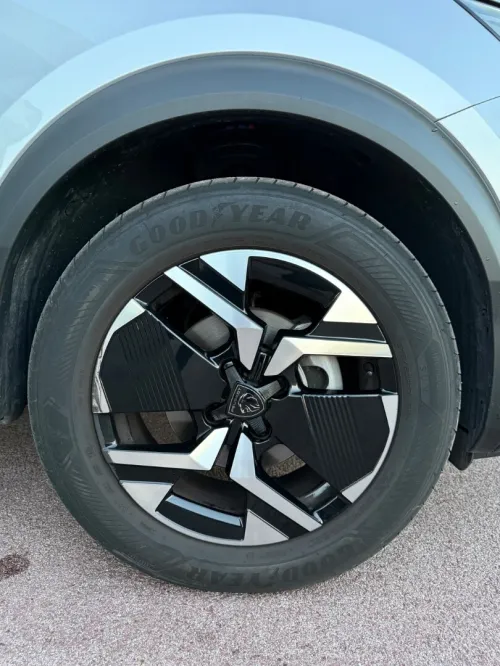 Peugeot 2008 2025 Allure Pack