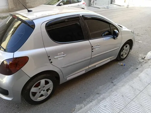 Peugeot 207 2008 207