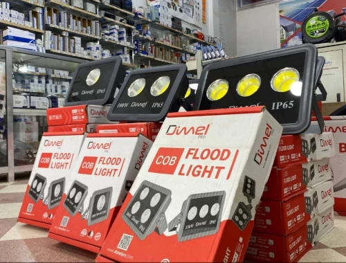 Projecteur LED et lumière a LED