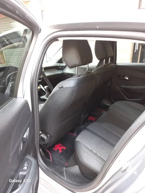 Peugeot 208 2023 Allure Pack
