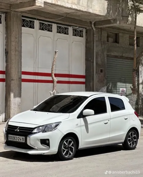 Mitsubishi Space star 2024 