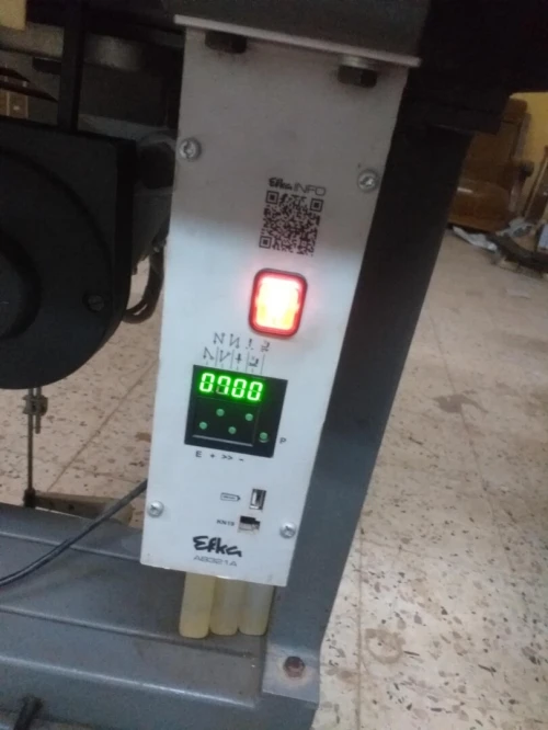 machine à coudre les semelles de chaussures