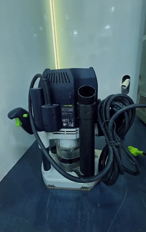 DéfonceuseOF 2200 EB-festool Germany