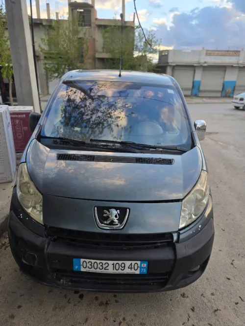 Peugeot Expert 2009 Familialle 9 places