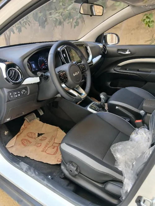Kia KX1 2026 tt