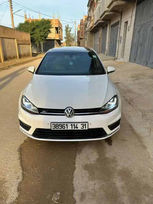Volkswagen Golf 7 2014 R line