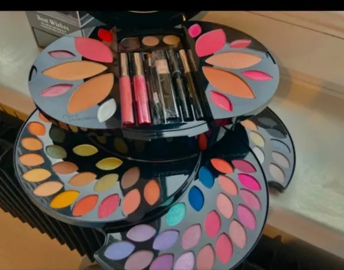 Boite de maquillage 