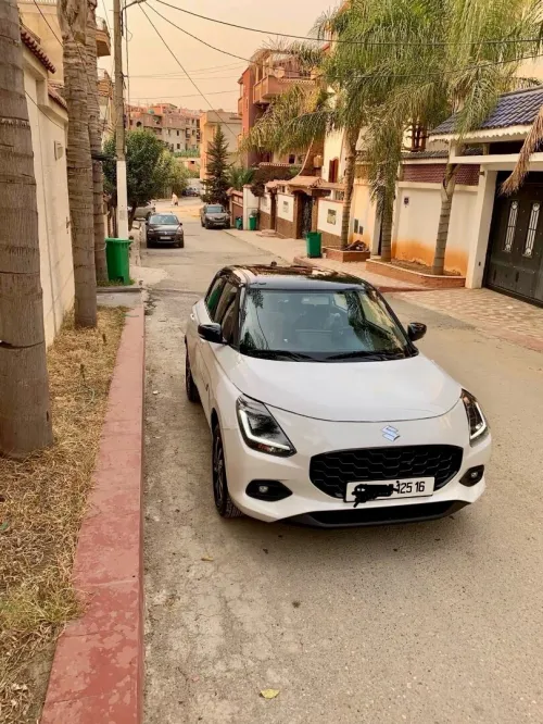 Suzuki Swift 2025 Montre Carlo tt options