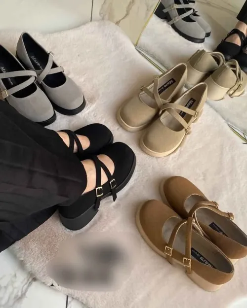 Chaussures en daim pour femme
