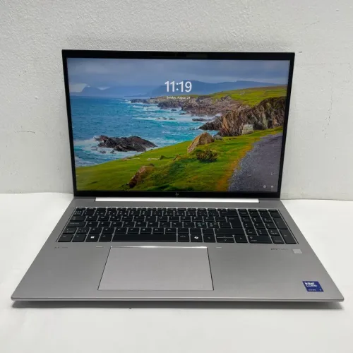 WORKSTATION HP ZBook Firefly 16 inch G11 Ultra 7 Serie H 14eme Gen Ram 32Gb Stockage 1Tb Nvidia A500