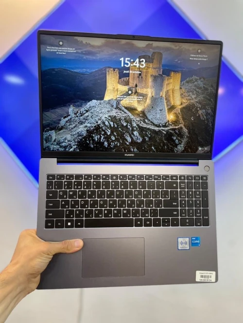 Huawei Matebook D16 i5 12éme Génération Procéseur H Ram 16 Gb Stockage 512 Gb