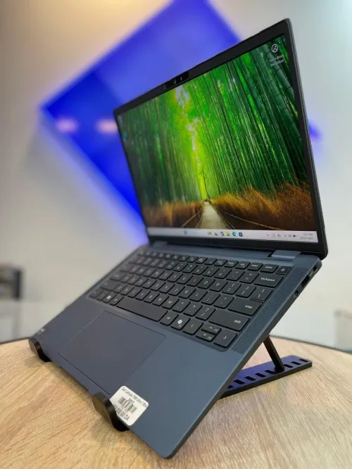 DELL LATITUDE 7350 13 inch Ultra 7 14éme Generation Ram 32 Gb Stockage 512 Gb