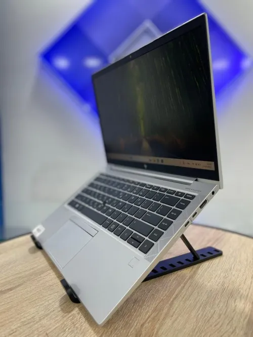 HP Elitebook 845 G8 Ryzen 5 Serie 5000 Ram 16 Gb Stockage 256 Gb