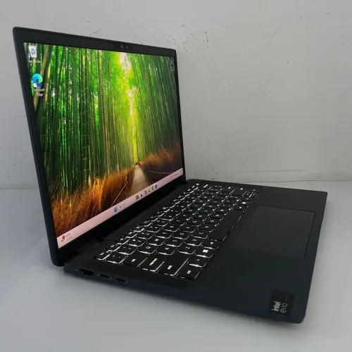 DELL LATITUDE 7350 13 inch Ultra 7 14éme Generation Ram 32 Gb Stockage 512 Gb