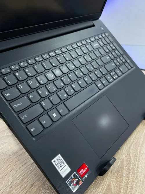 Lenovo ideaPad V15 G4 Ryzen 5 Serie 7000 Ram 16 Gb Stockage 512 Gb