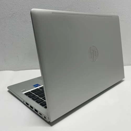 HP ProBook 440 G8 2021 i7 11eme Generation Ram 16 Gb Stockage 256 Gb