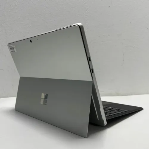 Microsoft Surface Pro 11 SnapDragon X Ram 16 Gb Stockage 512 Gb Tactile Avec Stylet