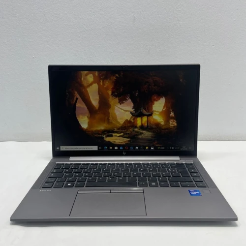 HP Zbook Firefly 14 inch G8 i7 11eme Generation Ram 16 Go Stockage 256Go.