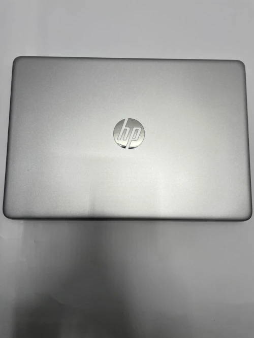 HP Laptop 14S i5 12éme génération Ram 8Gb Stockage 256Gb