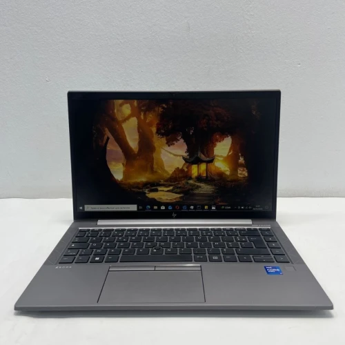 HP Zbook Firefly 14 inch G8 i7 11eme Generation Ram 16 Go Stockage 256Go.