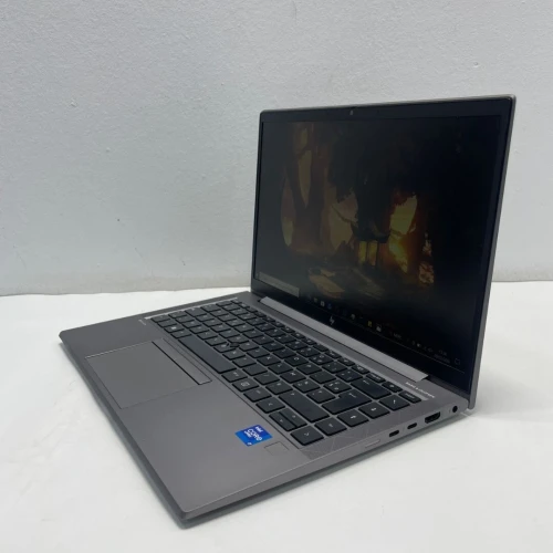 HP Zbook Firefly 14 inch G8 i7 11eme Generation Ram 16 Go Stockage 256Go.