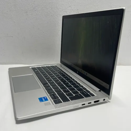 HP Elitebook 830 G8 i5 11eme Generation Ram 8 Gb Stockage 256 Gb