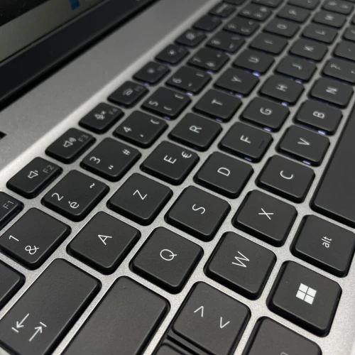 DELL LATITUDE 5521 i5 11eme generation H / Ram 8gb Stockage 256gb