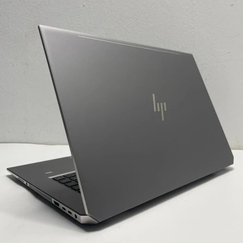 WorkStation HP ZBook Studio 15 inch G5 i7 10eme Generation Serie H Ram 32Gb Stockage 512 Gb Nvidia P1000 4 Gb