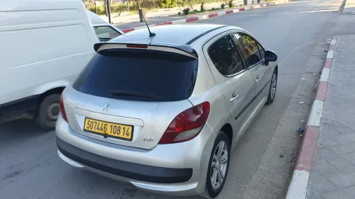 Peugeot 207 2008 207