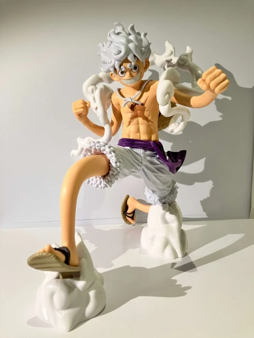Figurine one piece