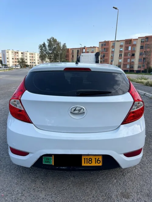 Hyundai Accent RB  5 portes 2018 