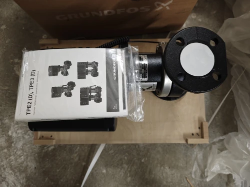 Pompe en ligne GRUNDFOS