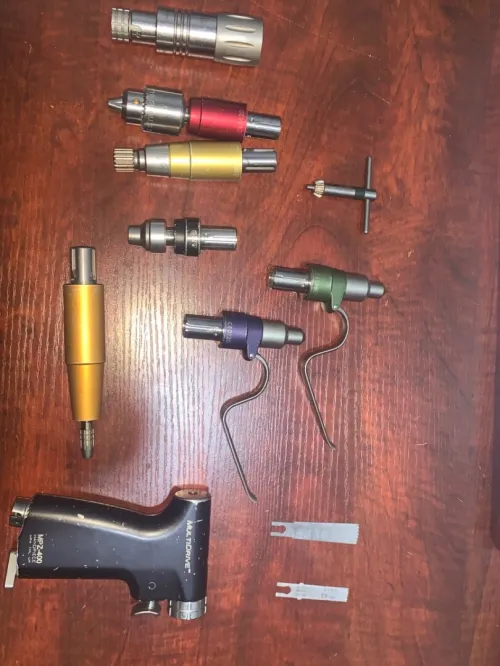 Moteur orthopédique chirurgical 