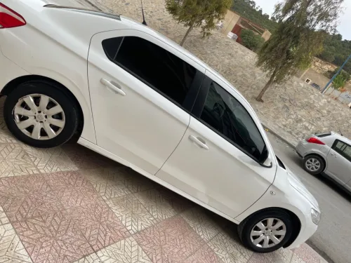 Peugeot 301 2013 Allure