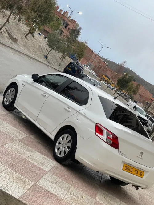 Peugeot 301 2013 Allure