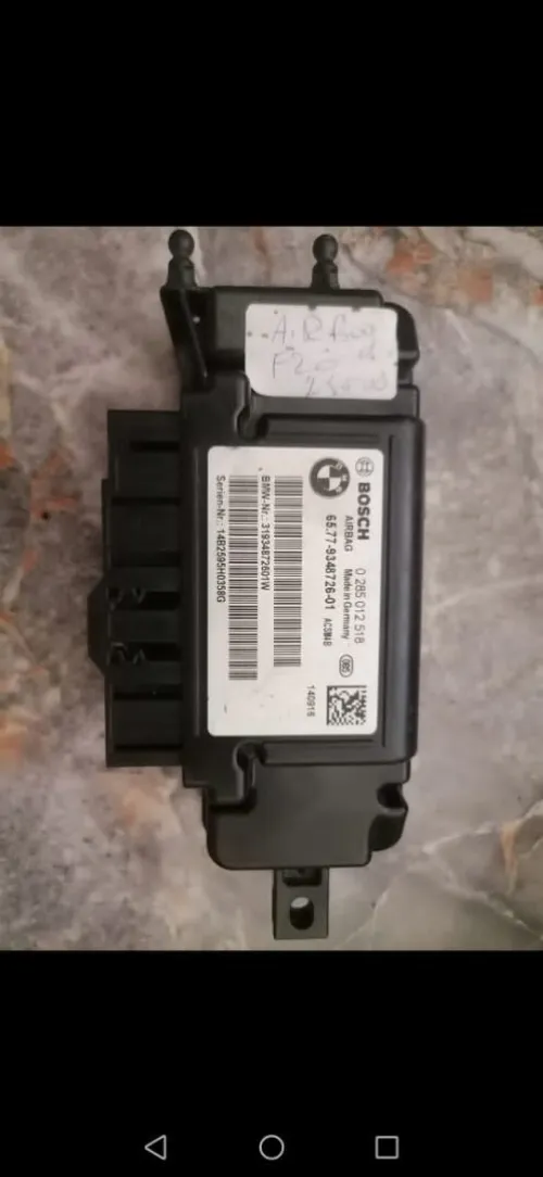 Module de contrôle airbag. Extrait de :BMW 3 F30 F35 F31 2014 2000cm3 135kW Diesel Manuel 105 016km. 6577934872601 