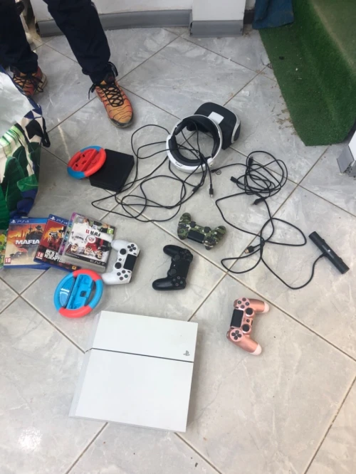 PS 4 en bon état