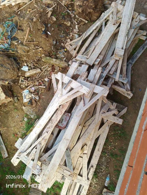 حطب للبناء bois de construction