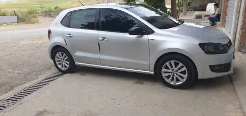 Volkswagen Polo 2013 Black et Silver