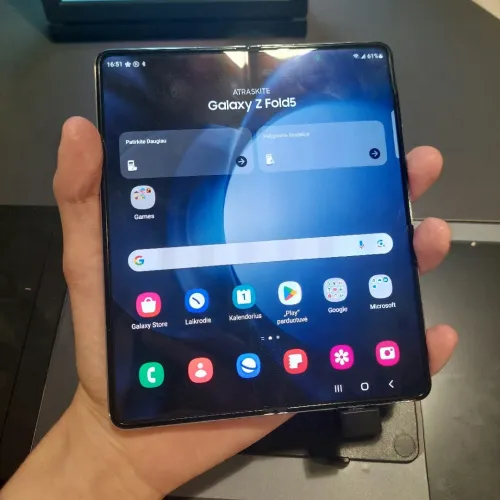 Samsung Galaxy z 5 fold