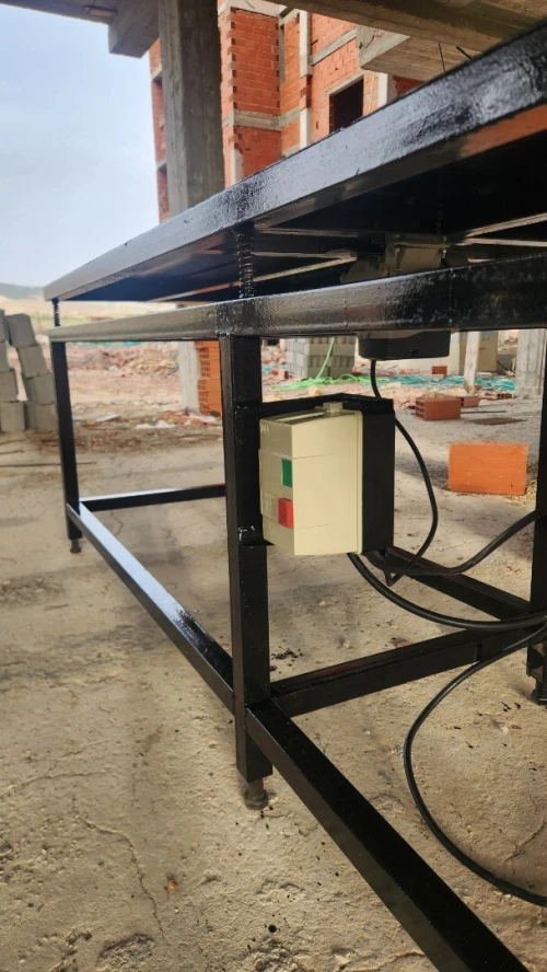 Tables vibrantes