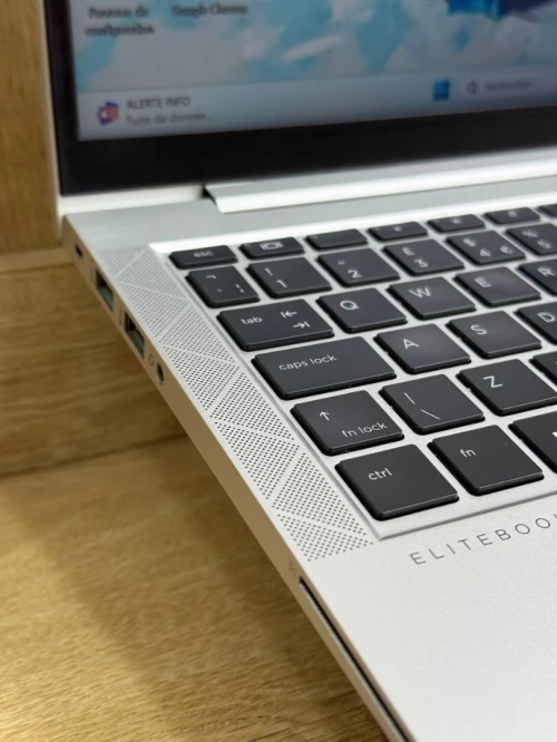 HP EliteBook 840 G7 i5-10310U 16GB RAM 256GB SSD Écran 14" FHD